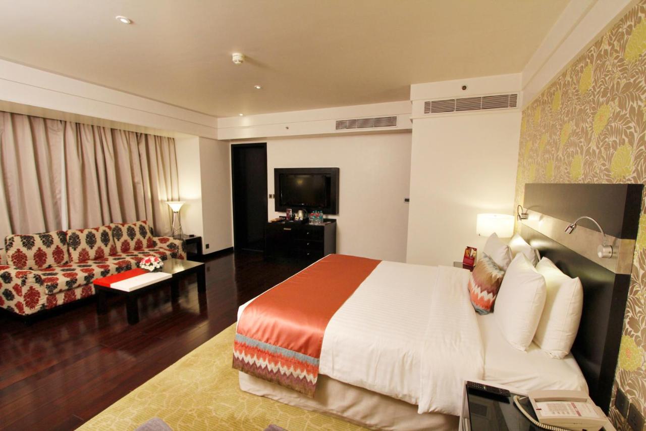 Hotel Crowne Plaza Centre By Ihg 5*