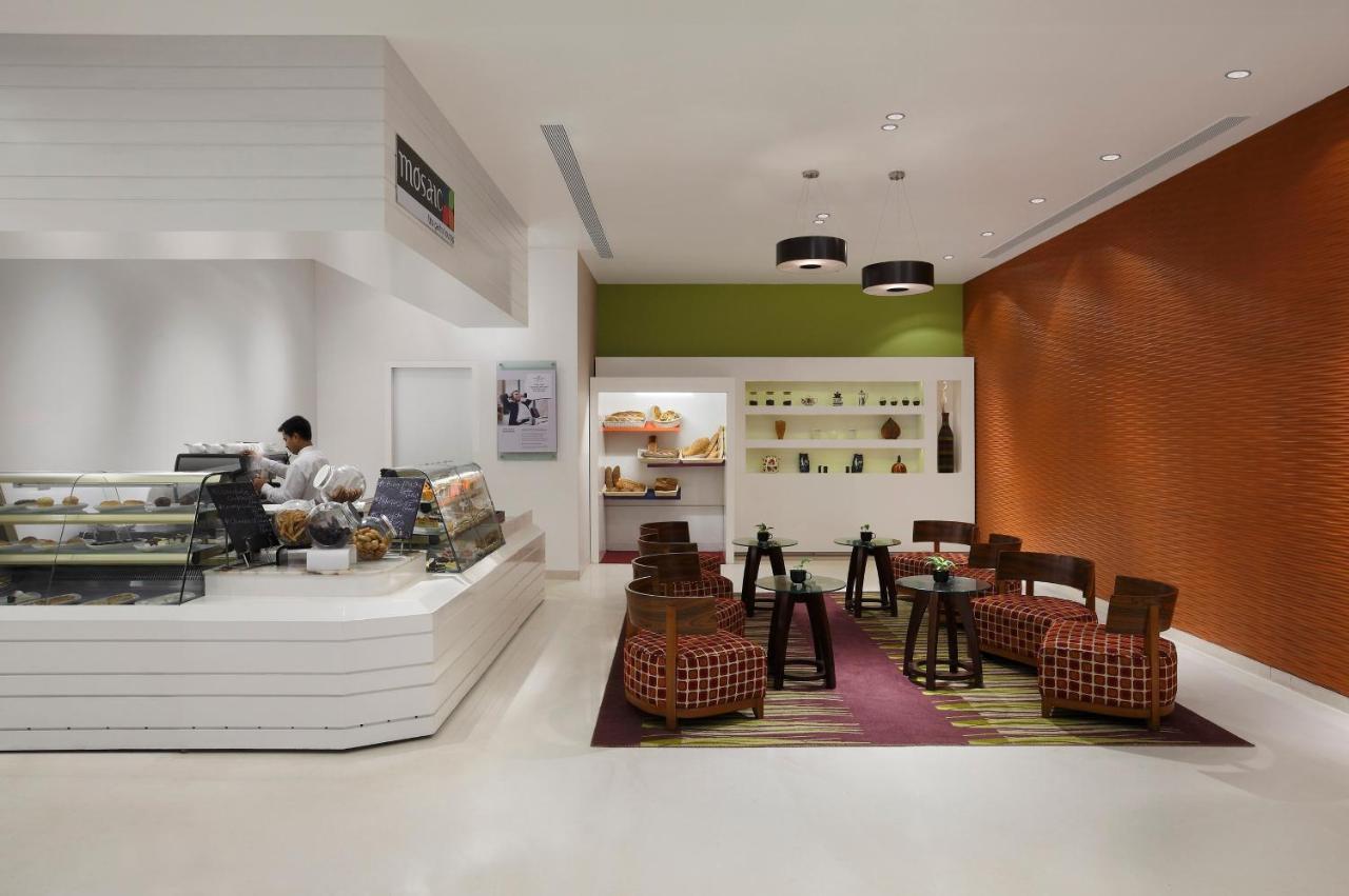 Crowne Plaza Centre By Ihg Hotel