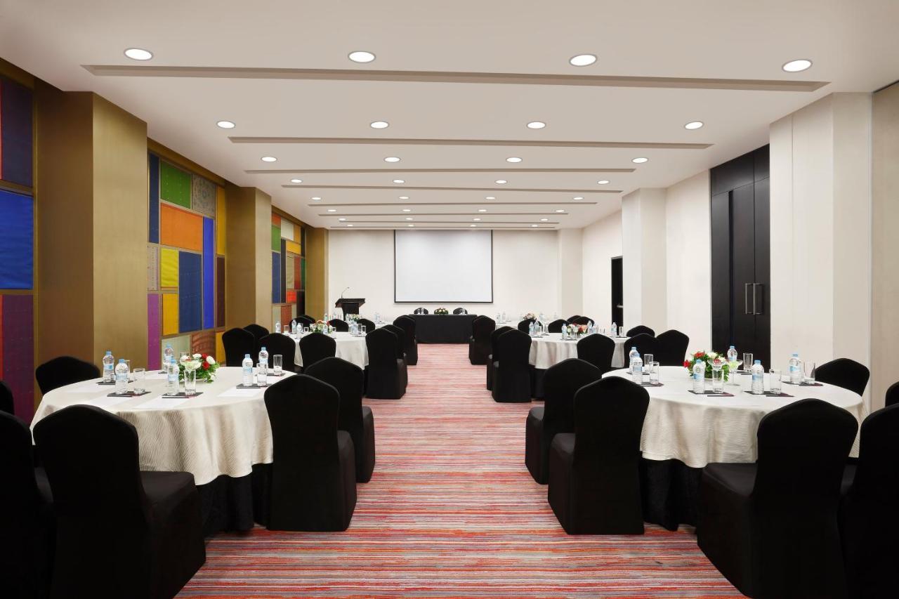 Crowne Plaza Centre By Ihg Hotel Pune